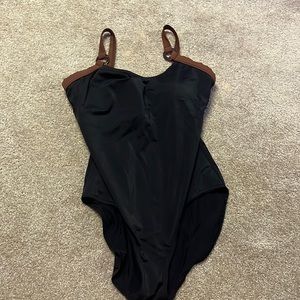 islander, size and 14